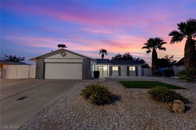 3869 Monthill Avenue, Las Vegas, NV 89121