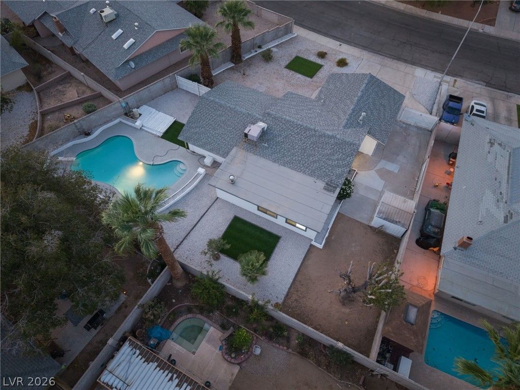 3869 Monthill Avenue, Las Vegas, NV 89121 — photo 3