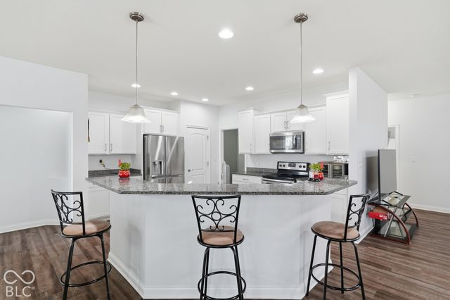 4160 Cairo Way, Avon, IN 46123