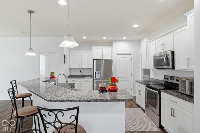 4160 Cairo Way, Avon, IN 46123