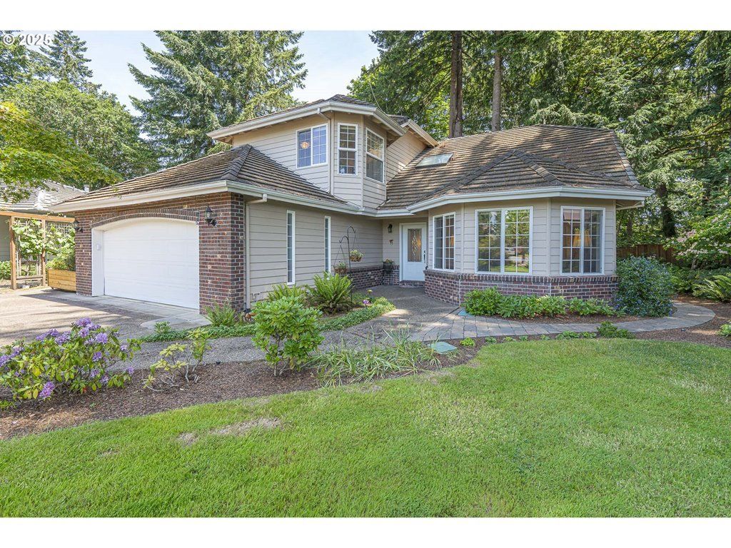 1116 Sw RUSS Ln, Mc Minnville, OR 97128