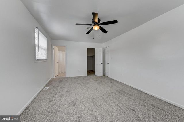 316 S WHITE HORSE PIKE, Lindenwold, NJ 08021