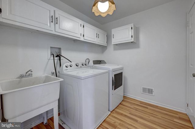 316 S WHITE HORSE PIKE, Lindenwold, NJ 08021