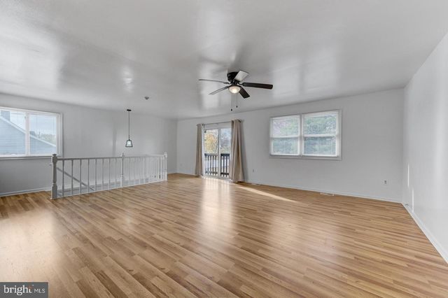 316 S WHITE HORSE PIKE, Lindenwold, NJ 08021