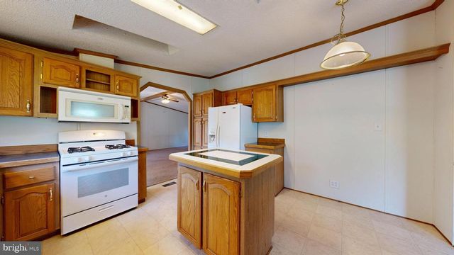 153 PARIS LN, Felton, DE 19943