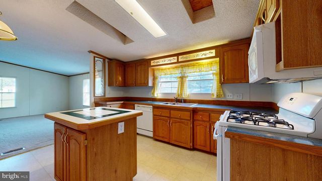 153 PARIS LN, Felton, DE 19943