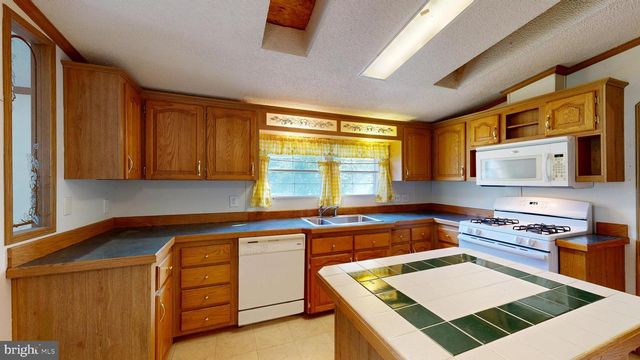 153 PARIS LN, Felton, DE 19943