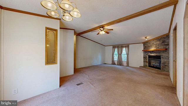 153 PARIS LN, Felton, DE 19943
