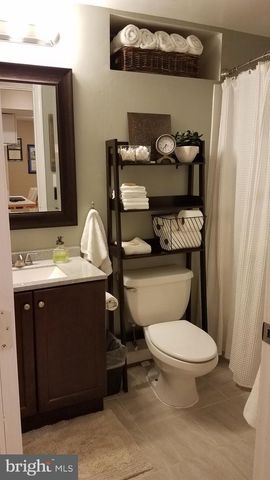 13116 NESTLEWOOD CT, Herndon, VA 20171