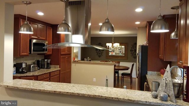 13116 NESTLEWOOD CT, Herndon, VA 20171