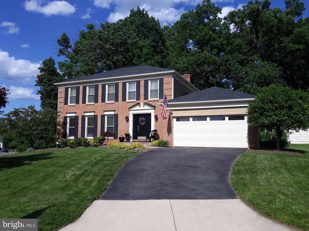13116 NESTLEWOOD CT, Herndon, VA 20171