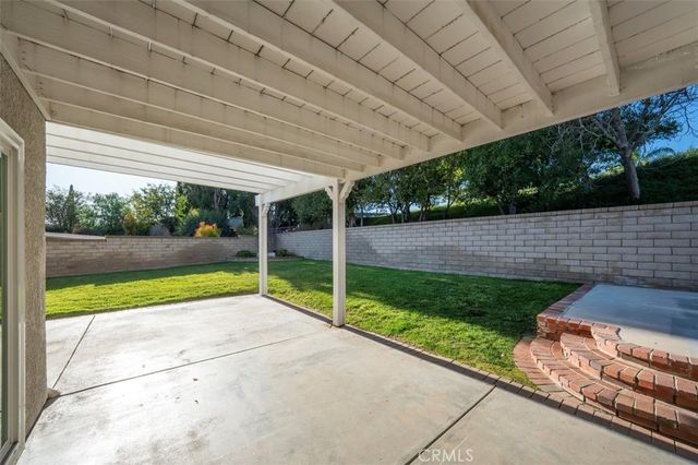 19447 Old Friend, Canyon Country, CA 91351