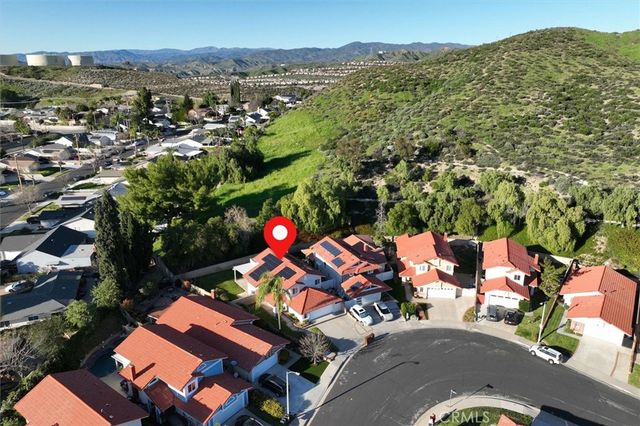 19447 Old Friend, Canyon Country, CA 91351