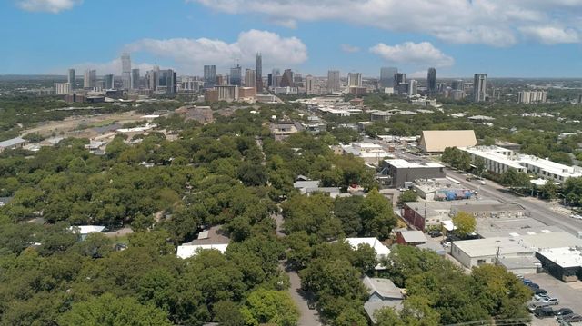 412 Krebs LN, Austin, TX 78704