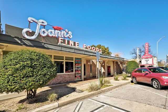 412 Krebs LN, Austin, TX 78704