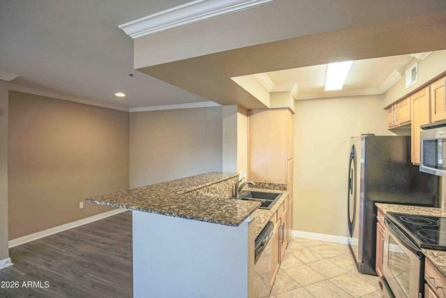 2025 E CAMPBELL Avenue 140, Phoenix, AZ 85016