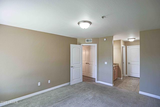2025 E CAMPBELL Avenue 140, Phoenix, AZ 85016