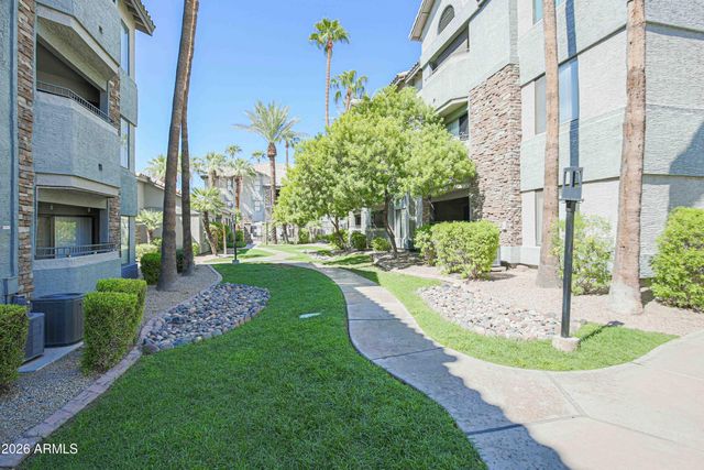 2025 E CAMPBELL Avenue 140, Phoenix, AZ 85016