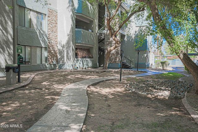 2025 E CAMPBELL Avenue 140, Phoenix, AZ 85016