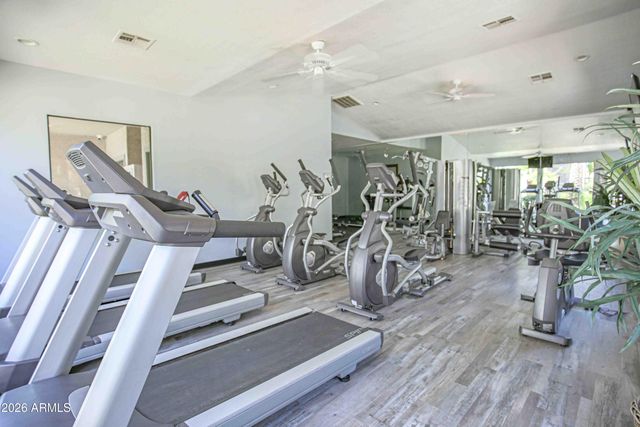2025 E CAMPBELL Avenue 140, Phoenix, AZ 85016