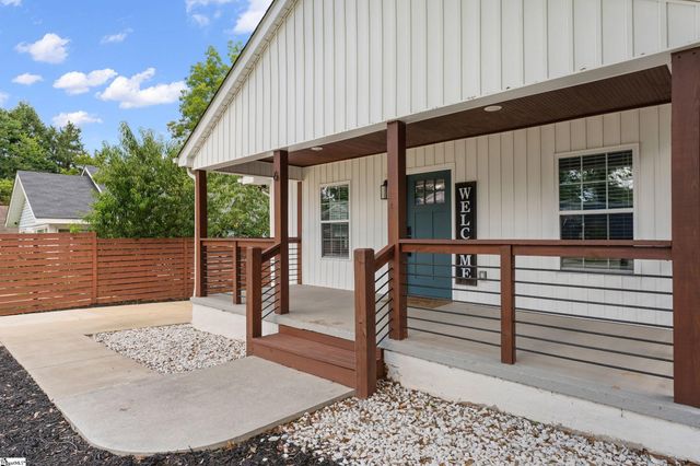 6 Heatherly Drive, Greenville, SC 29611