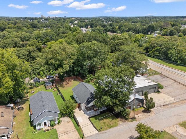 6 Heatherly Drive, Greenville, SC 29611