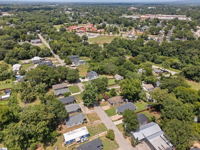6 Heatherly Drive, Greenville, SC 29611