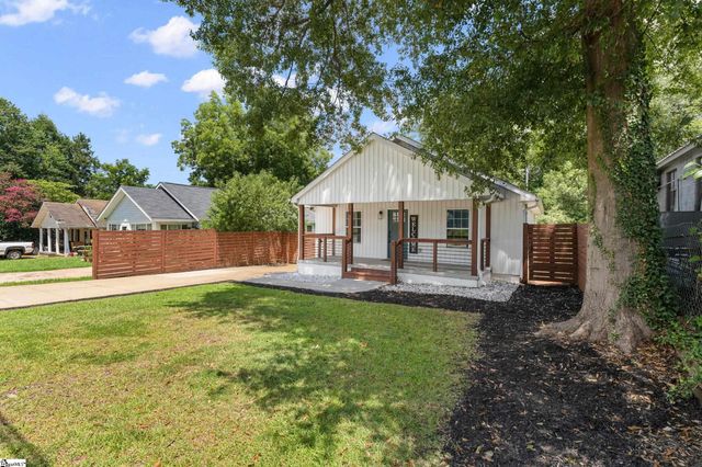 6 Heatherly Drive, Greenville, SC 29611