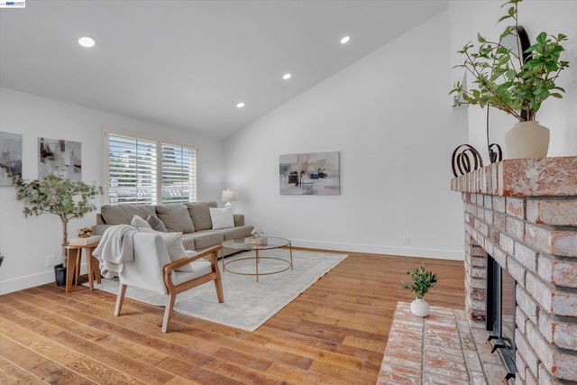 2749 Laramie Gate Cir, Pleasanton, CA 94566
