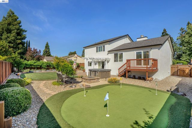 2749 Laramie Gate Cir, Pleasanton, CA 94566
