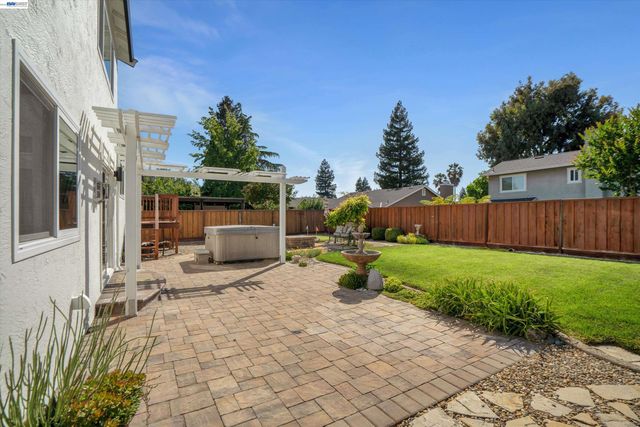 2749 Laramie Gate Cir, Pleasanton, CA 94566
