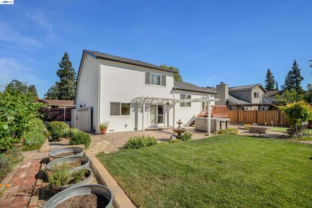 2749 Laramie Gate Cir, Pleasanton, CA 94566
