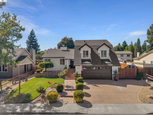2749 Laramie Gate Cir, Pleasanton, CA 94566