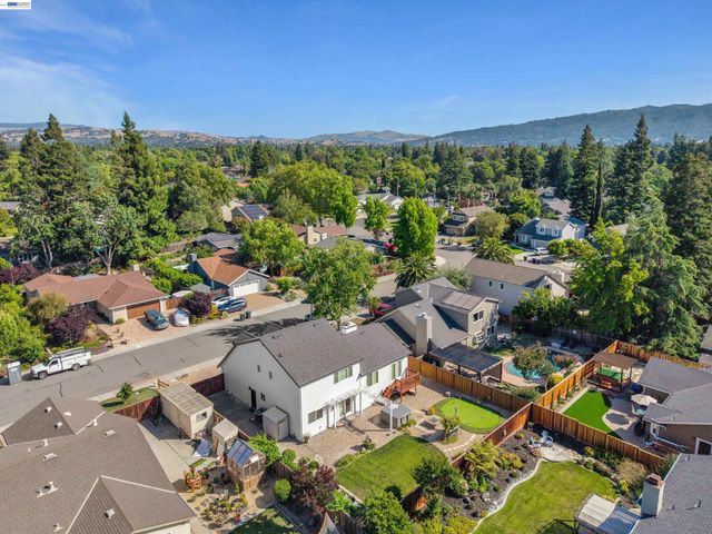 2749 Laramie Gate Cir, Pleasanton, CA 94566