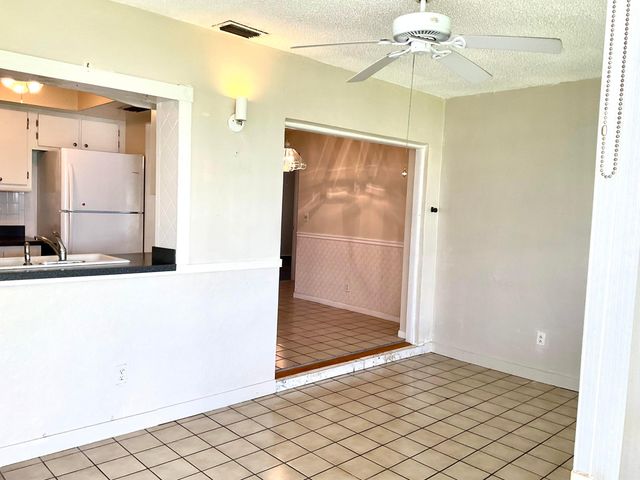 119 SW 10th Court, Boynton Beach, FL 33426