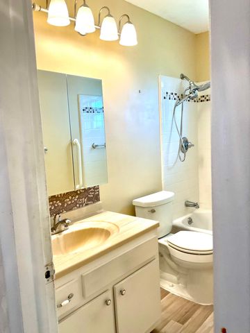 119 SW 10th Court, Boynton Beach, FL 33426