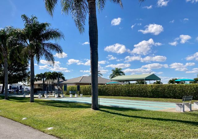 119 SW 10th Court, Boynton Beach, FL 33426