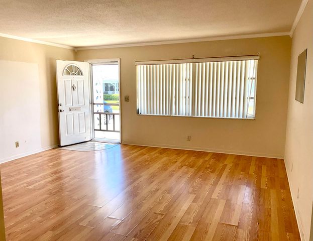 119 SW 10th Court, Boynton Beach, FL 33426