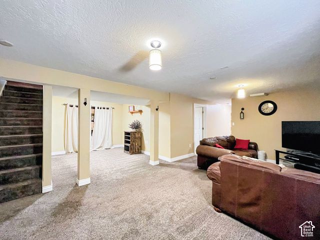 10564 S WEEPING WILLOW DR, Sandy, UT 84092