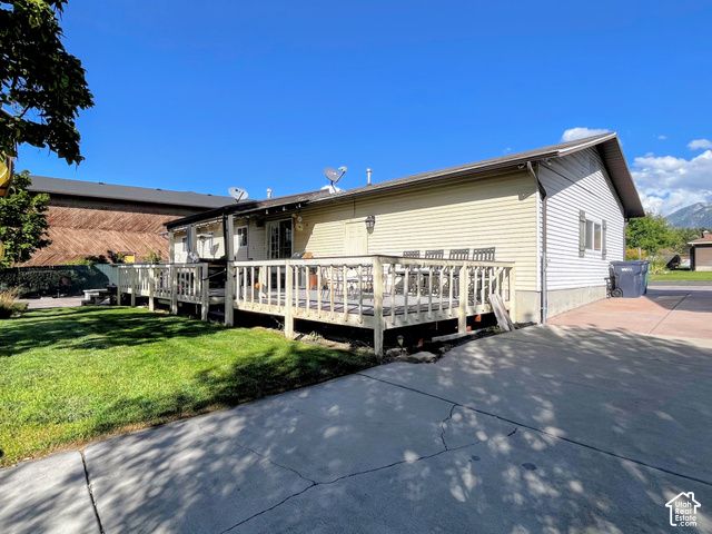 10564 S WEEPING WILLOW DR, Sandy, UT 84092