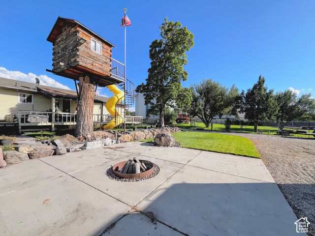 10564 S WEEPING WILLOW DR, Sandy, UT 84092