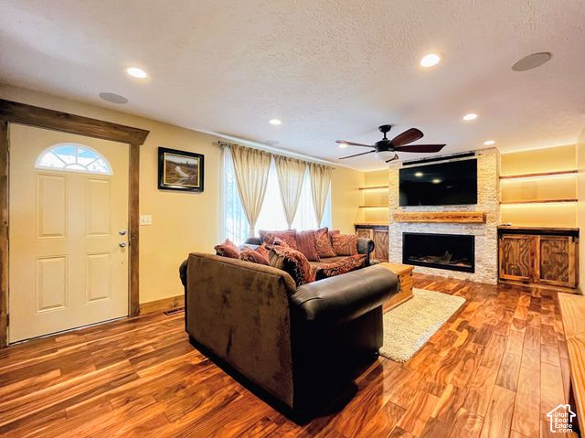10564 S WEEPING WILLOW DR, Sandy, UT 84092