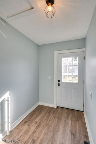 12 S 4th Street, Rittman, OH 44270