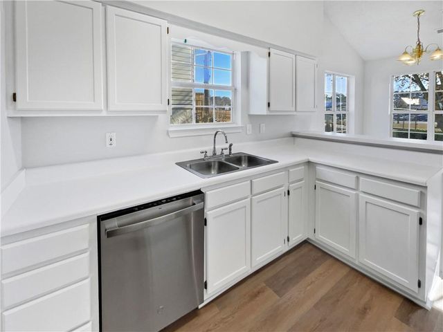 1286 Crestridge Lane, Riverdale, GA 30296