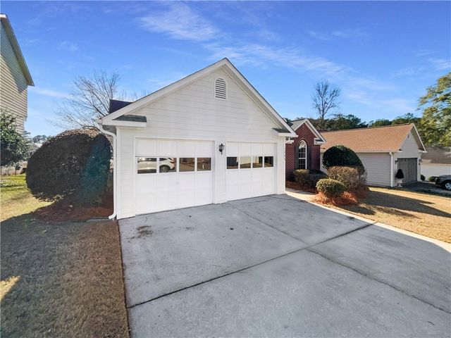 1286 Crestridge Lane, Riverdale, GA 30296