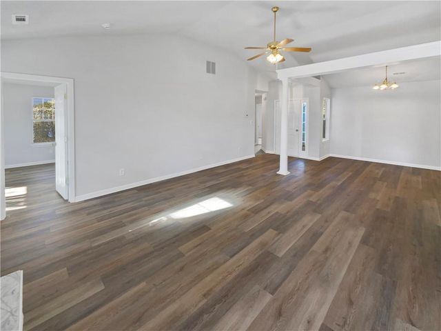 1286 Crestridge Lane, Riverdale, GA 30296