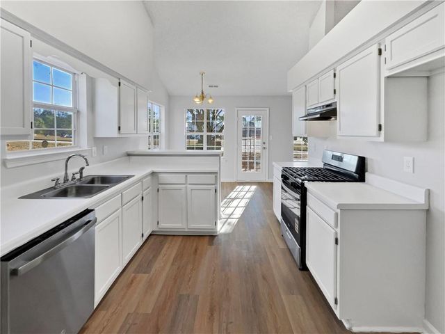 1286 Crestridge Lane, Riverdale, GA 30296