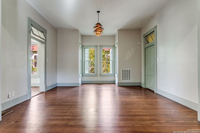 312 Pereida, San Antonio, TX 78210