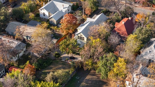 312 Pereida, San Antonio, TX 78210