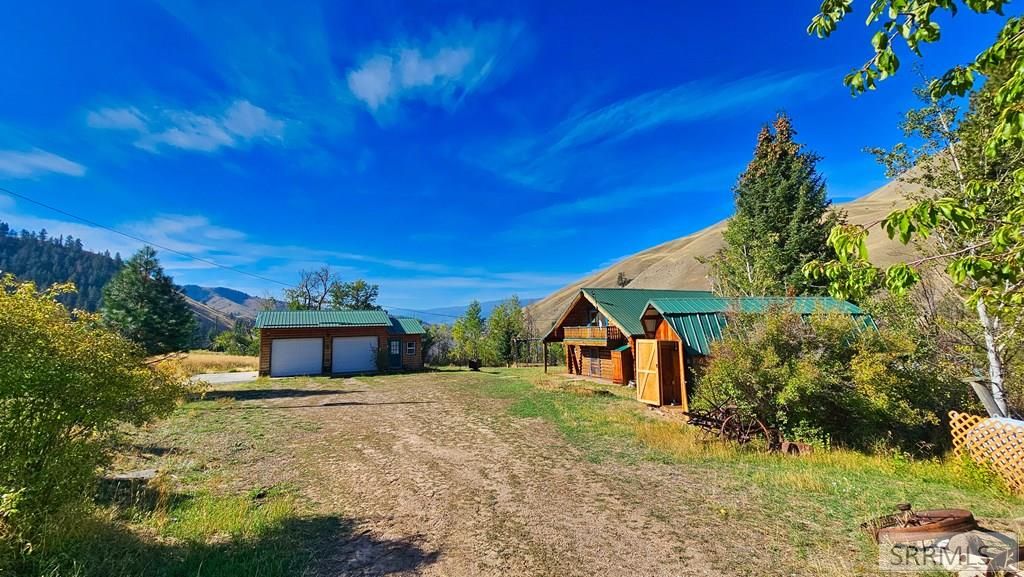 Image 2 of property listing at 53 Runnin Bear Road, Carmen, ID 83462